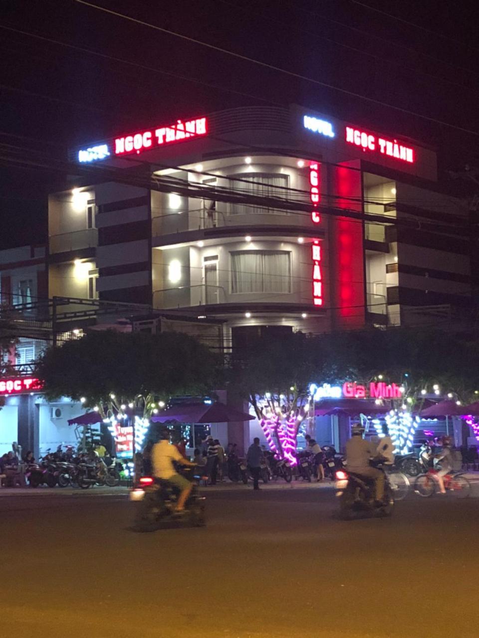 Ngoc Thanh Hotel Rach Gia Extérieur photo